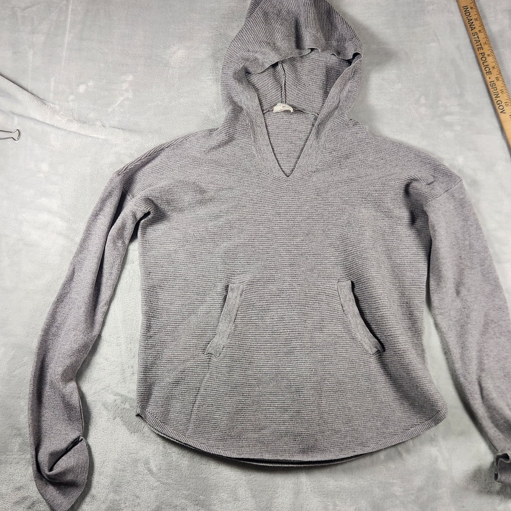 Athleisure by Sioni Women's Medium Ribbed Cropped Pullover Hooded Sweater Hoodie